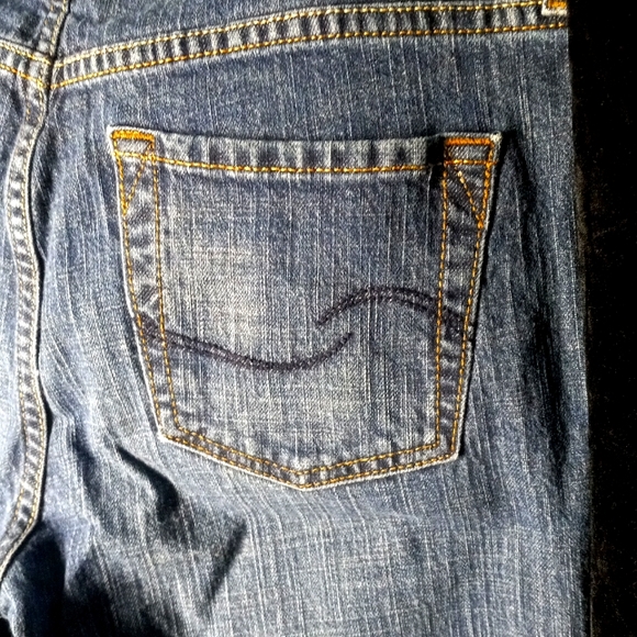 111 Levi Jeans size 10 misses pockets zipper button shipping Denim boot cut - Picture 8 of 14